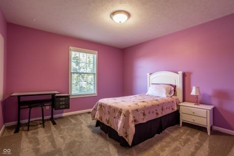 3627 Mossy Rock Drive Zionsville IN 46077