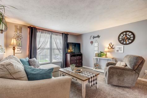 1743 Shorter Court Indianapolis IN 46214