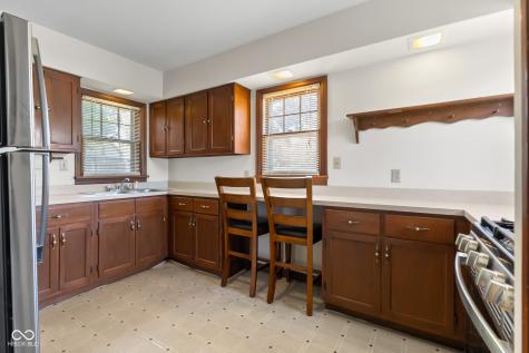 813 Central Place Columbus IN 47201