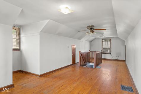 813 Central Place Columbus IN 47201