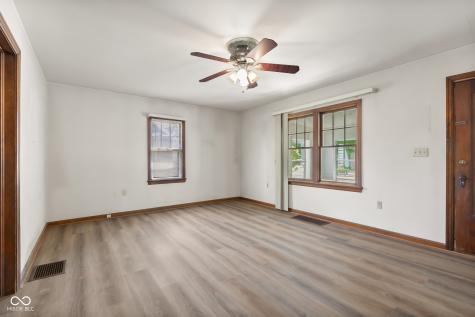 813 Central Place Columbus IN 47201