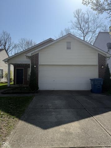 8219 Lake Tree Lane Indianapolis IN 46217