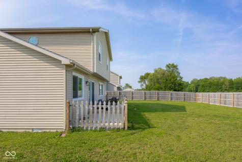 4605 Clairmont Drive Columbus IN 47203