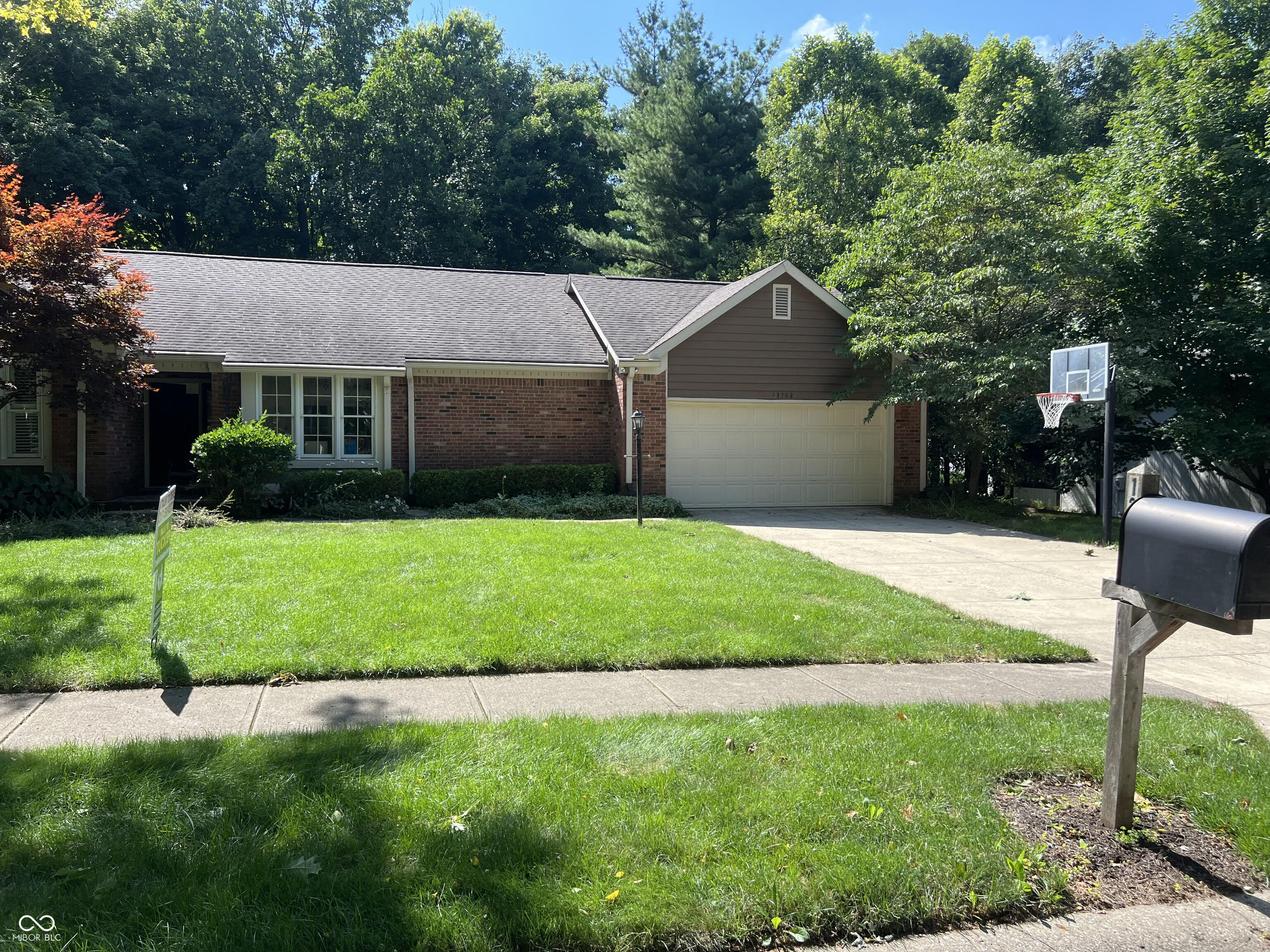 13702 Roswell Drive Carmel IN 46032