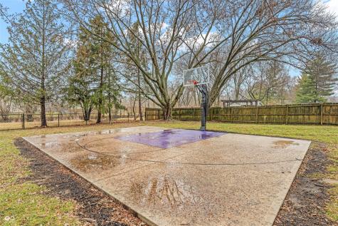 1418 Hornaday Road Brownsburg IN 46112
