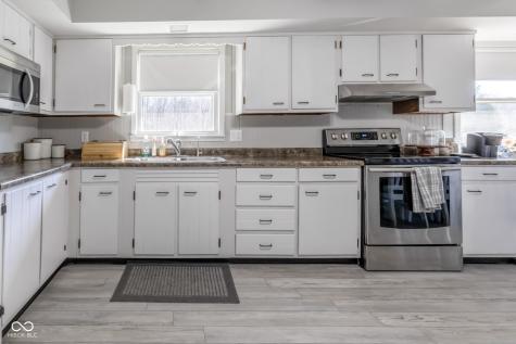 7683 Bellsville Pike Nashville IN 47448
