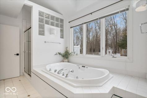 6842 Cardinal Drive Mccordsville IN 46055