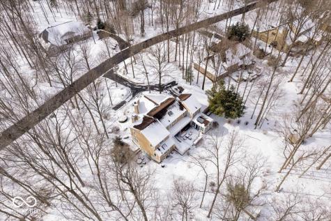 6842 Cardinal Drive Mccordsville IN 46055