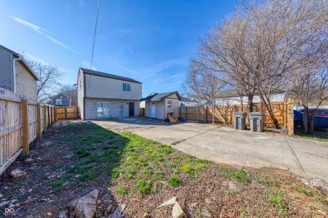 2215 N Kenwood Avenue Indianapolis IN 46208