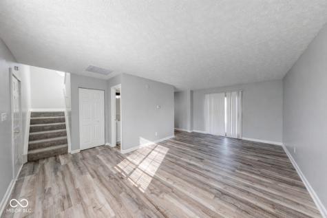 2215 N Kenwood Avenue Indianapolis IN 46208
