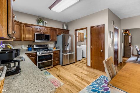 2033 Cheyenne Trail Columbus IN 47203