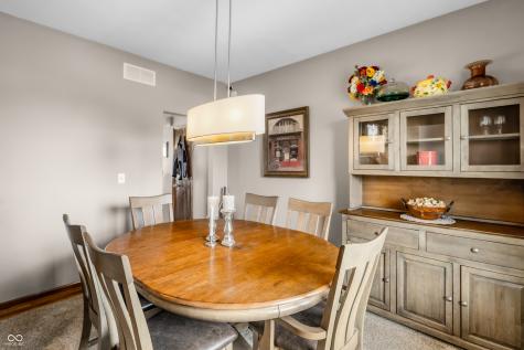 2033 Cheyenne Trail Columbus IN 47203
