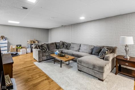 2033 Cheyenne Trail Columbus IN 47203