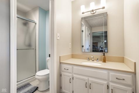 10 Danbury Court Zionsville IN 46077