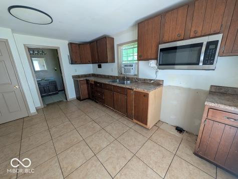 925 Pumpkinvine Hill Road Martinsville IN 46151