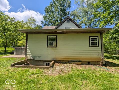 925 Pumpkinvine Hill Road Martinsville IN 46151