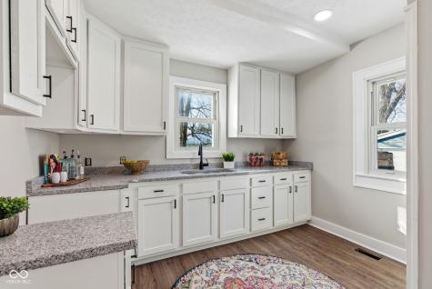 3926 Wildwood Drive Indianapolis IN 46239