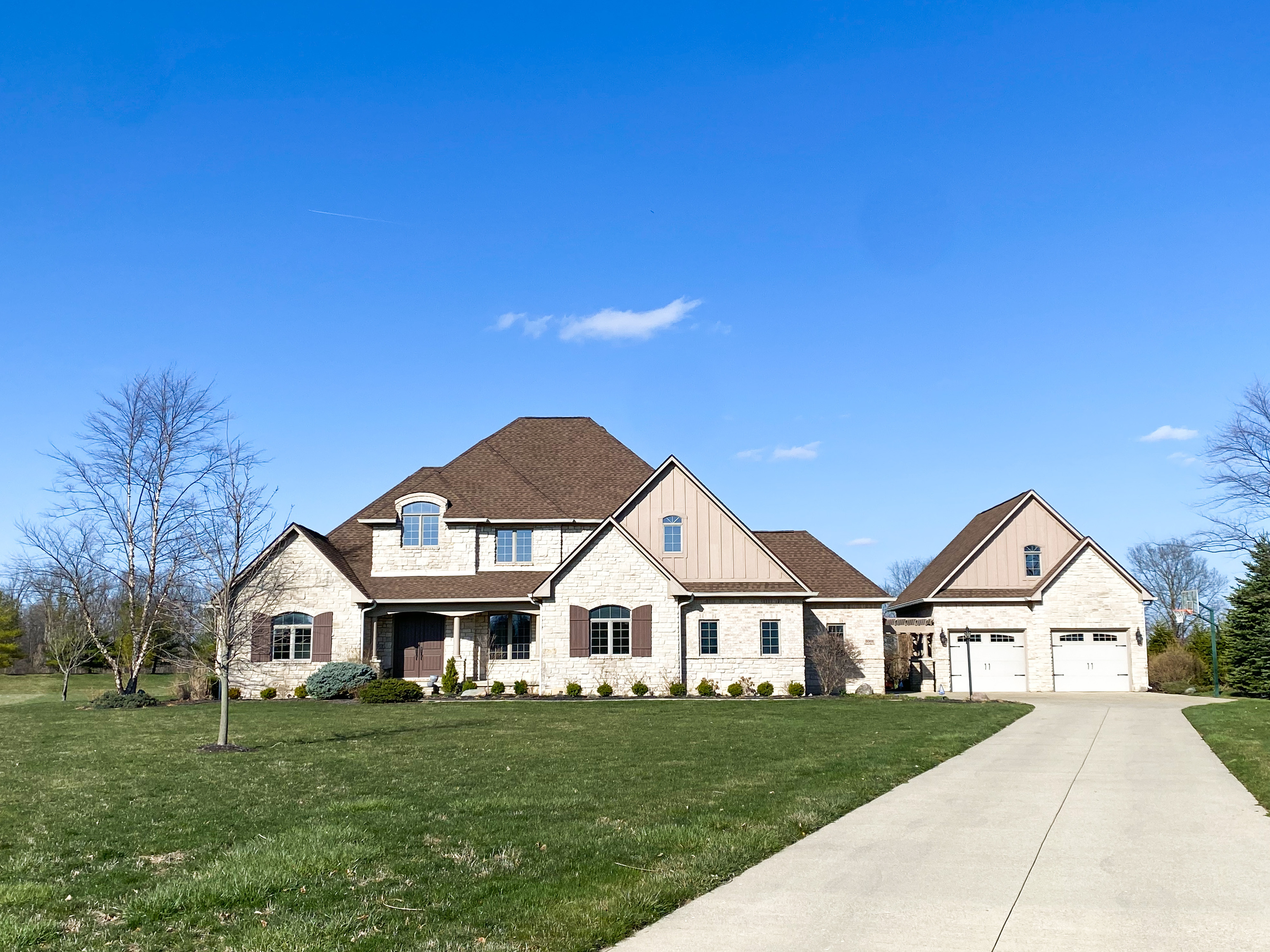 8001 Cheval Rue Court Zionsville IN 46077