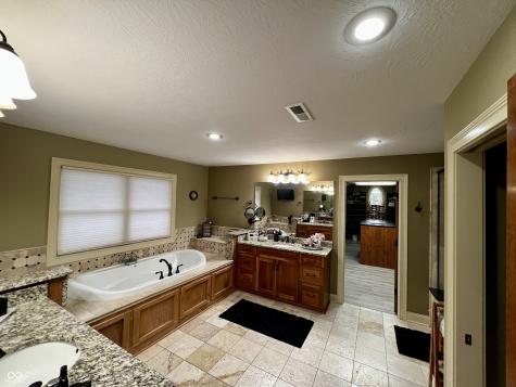 6668 Silver Creek Drive Indianapolis IN 46259