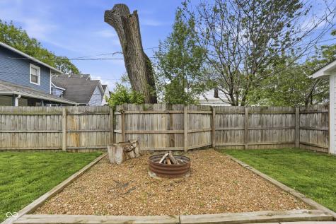 1824 S Woodlawn Avenue Indianapolis IN 46203