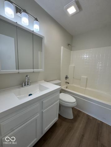 2745 Lullwater Lane Indianapolis IN 46229