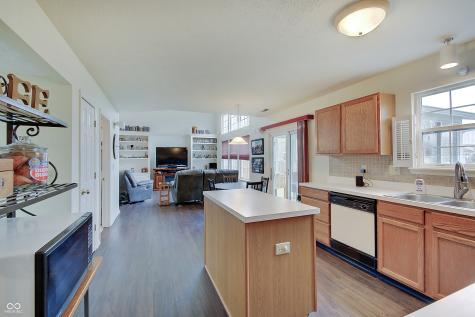 2109 Cross Willow Lane Indianapolis IN 46239