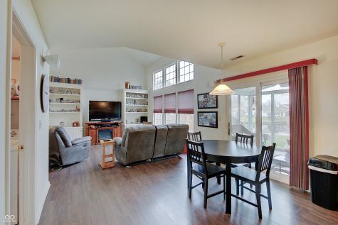 2109 Cross Willow Lane Indianapolis IN 46239