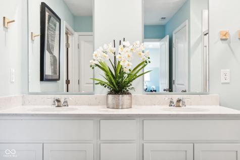 5623 Bluewing Creek Lane Clayton IN 46118