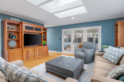 4123 N Riverside Drive Columbus IN 47203