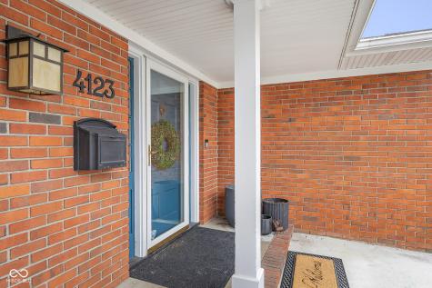 4123 N Riverside Drive Columbus IN 47203