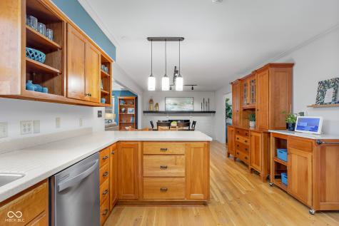 4123 N Riverside Drive Columbus IN 47203