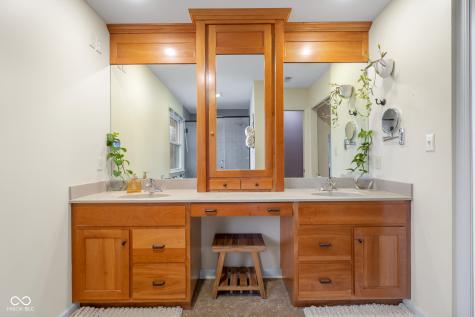 4123 N Riverside Drive Columbus IN 47203