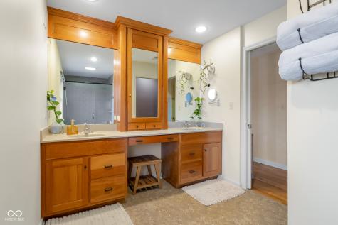 4123 N Riverside Drive Columbus IN 47203