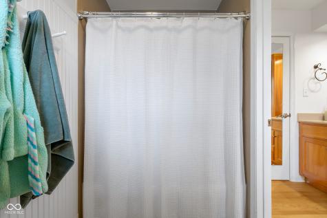 4123 N Riverside Drive Columbus IN 47203