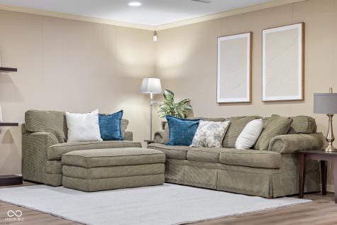 4123 N Riverside Drive Columbus IN 47203