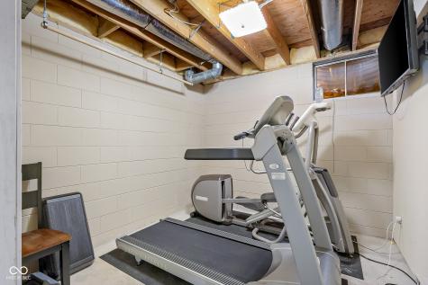 4123 N Riverside Drive Columbus IN 47203