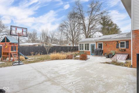 4123 N Riverside Drive Columbus IN 47203