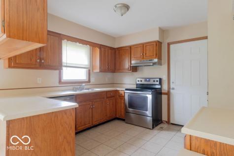 7433 Pullman Court Indianapolis IN 46256