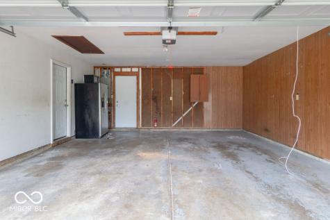7433 Pullman Court Indianapolis IN 46256