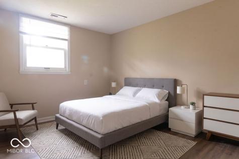 7433 Pullman Court Indianapolis IN 46256