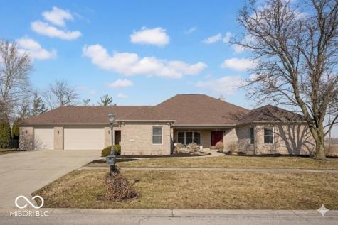 2202 Peartree Court Columbus IN 47201