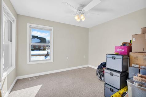 2202 Peartree Court Columbus IN 47201