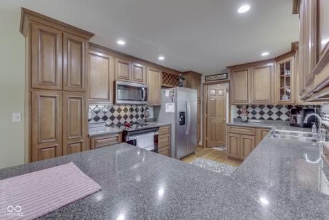 3342 Crescent Way Columbus IN 47203