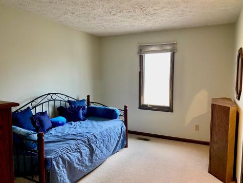1114 Foxglove Court Zionsville IN 46077