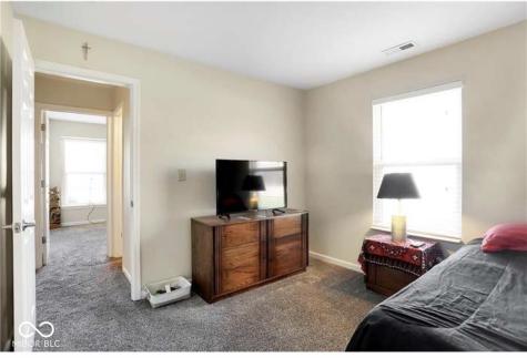4561 Plowman Drive Indianapolis IN 46237