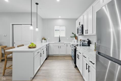2352 Stuart Street Indianapolis IN 46218