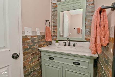 3310 N Wallace Avenue Indianapolis IN 46218
