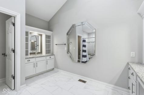 335 Concord Drive E Danville IN 46122