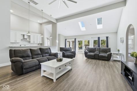 335 Concord Drive E Danville IN 46122