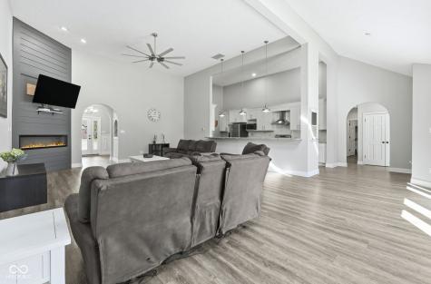 335 Concord Drive E Danville IN 46122